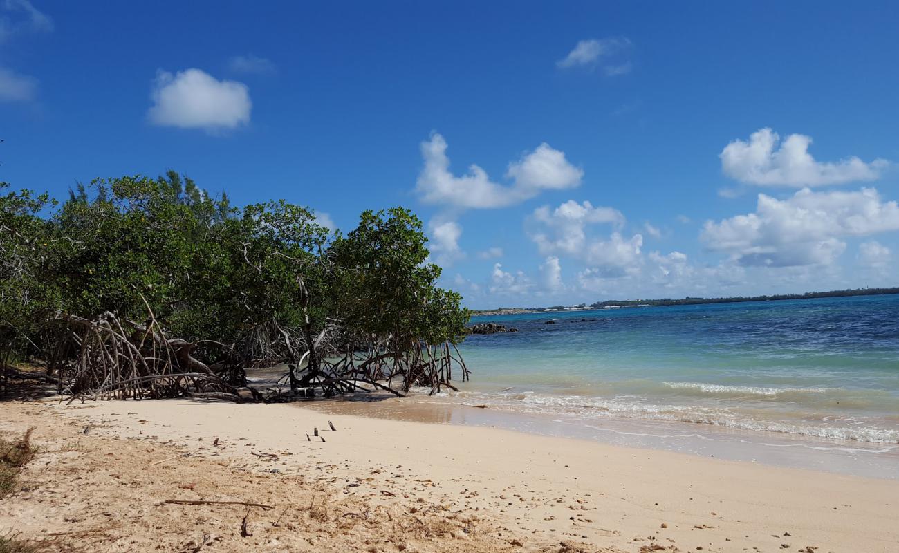 Foto af Blue Hole Park Beach med lys sand overflade