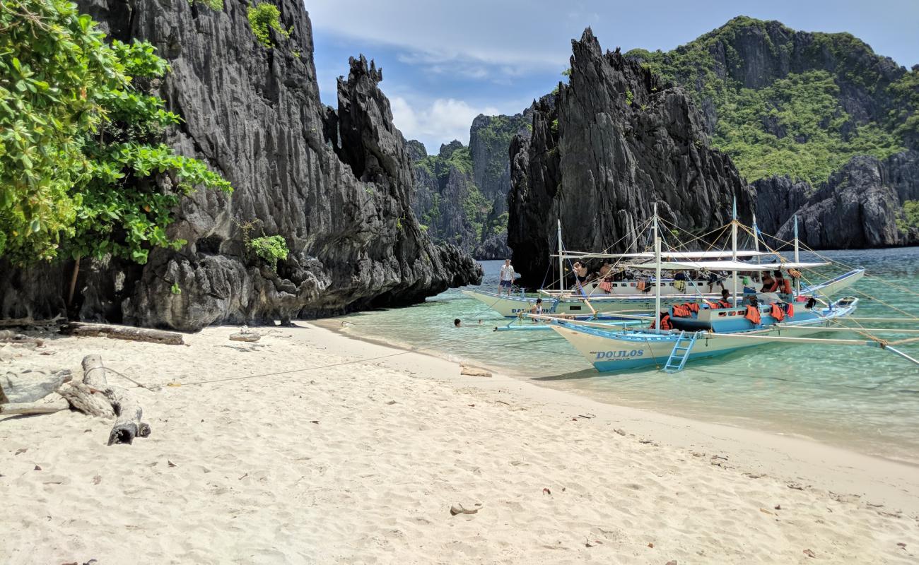 Foto af Shimizu Island Beach med lys sand overflade