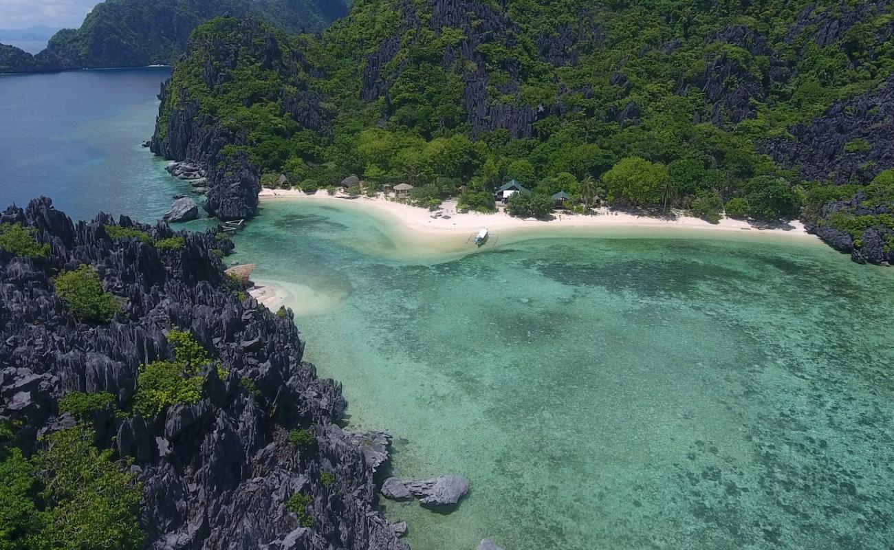 Foto af Star Beach med lys sand overflade