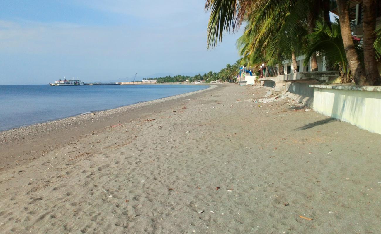 Foto af Nelia's Pandan Beach med grå sand overflade