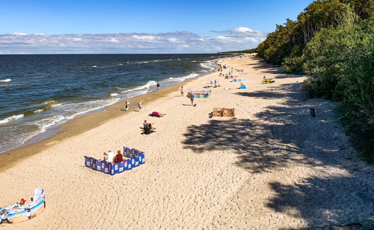 Foto af Radawka Beach med lys fint sand overflade