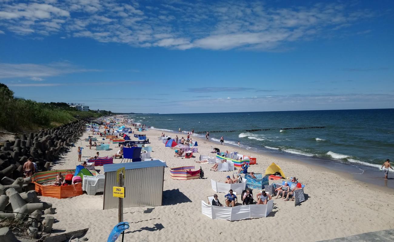 Foto af Mielno Beach med lys fint sand overflade