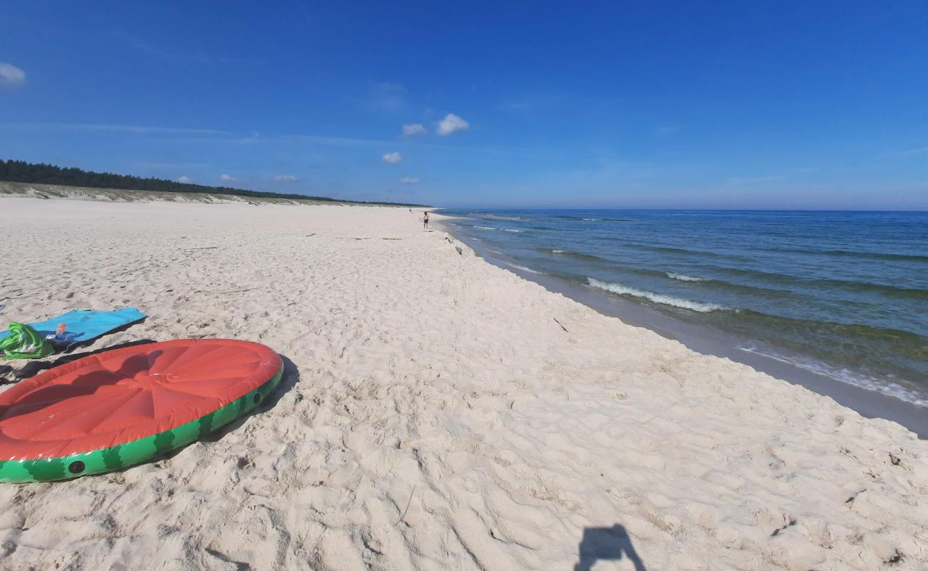 Foto af Verzhuchino Beach med lys fint sand overflade