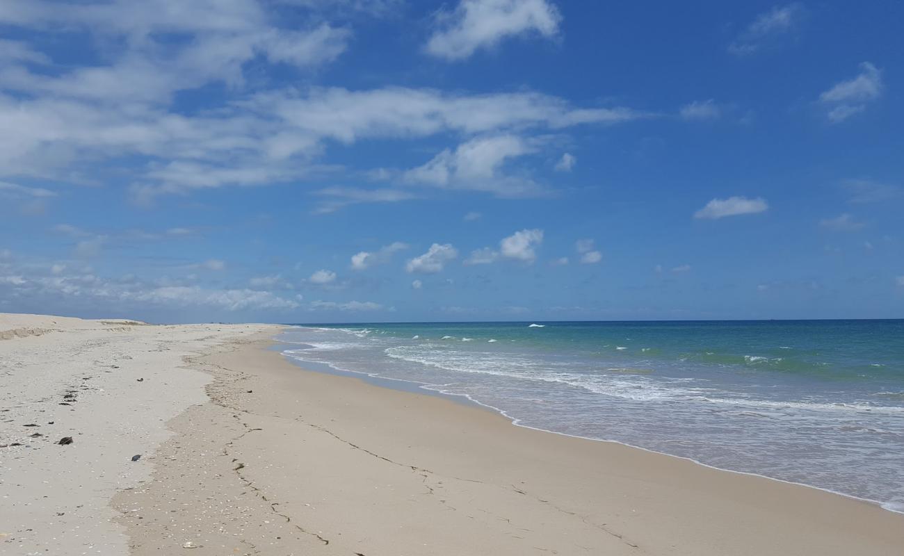 Foto af Barra da Fuseta med fin brunt sand overflade