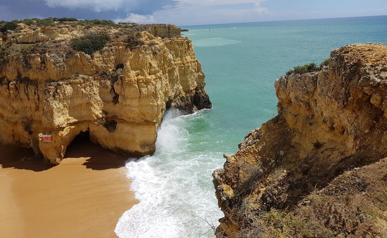 Foto af Praia da Fraternidade med lys sand overflade