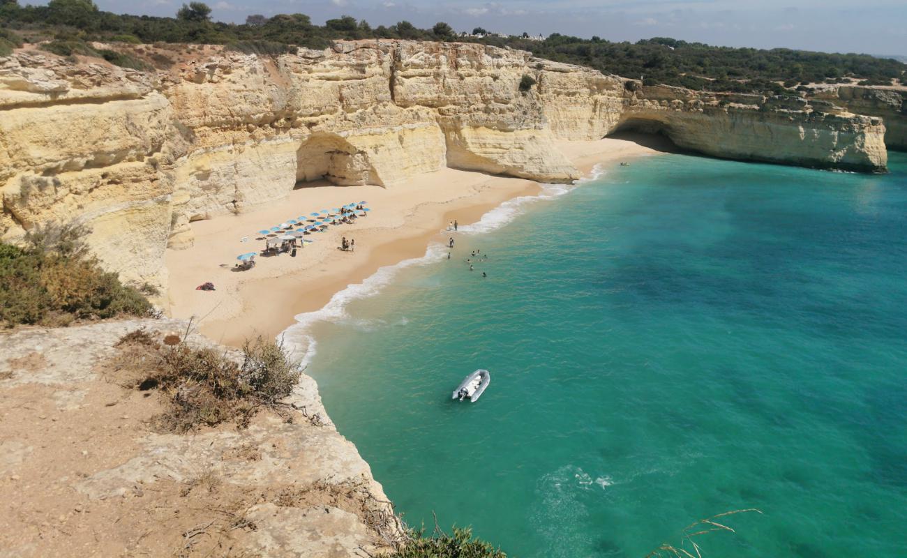 Foto af Malhada do Baraco Stranden med fin brunt sand overflade