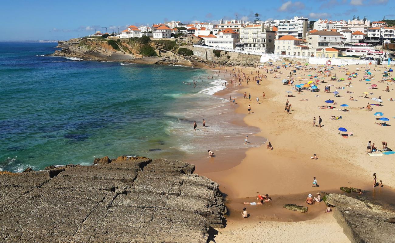 Foto af Praia das Macas med lys fint sand overflade