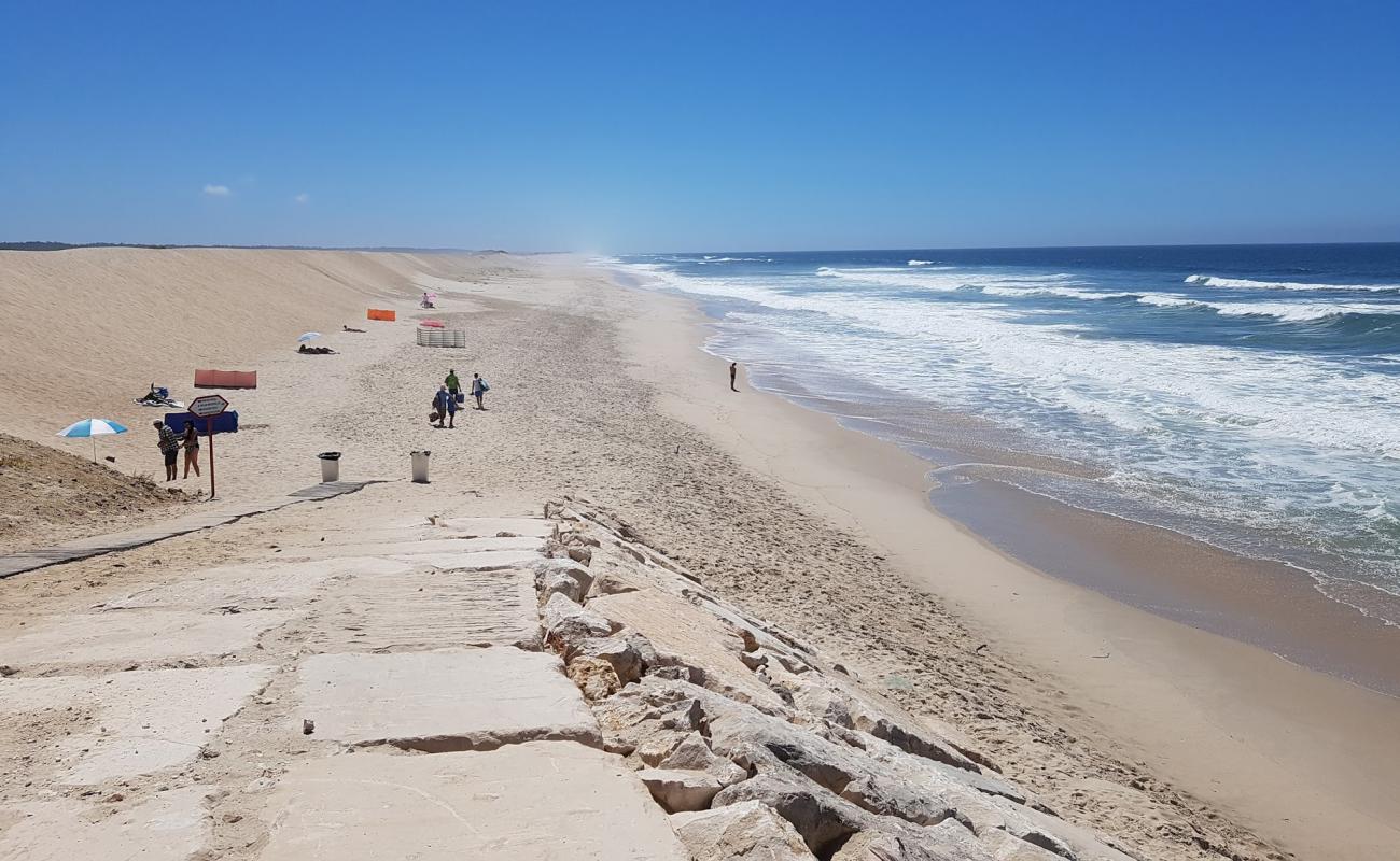 Foto af Praia da Leirosa med lys fint sand overflade