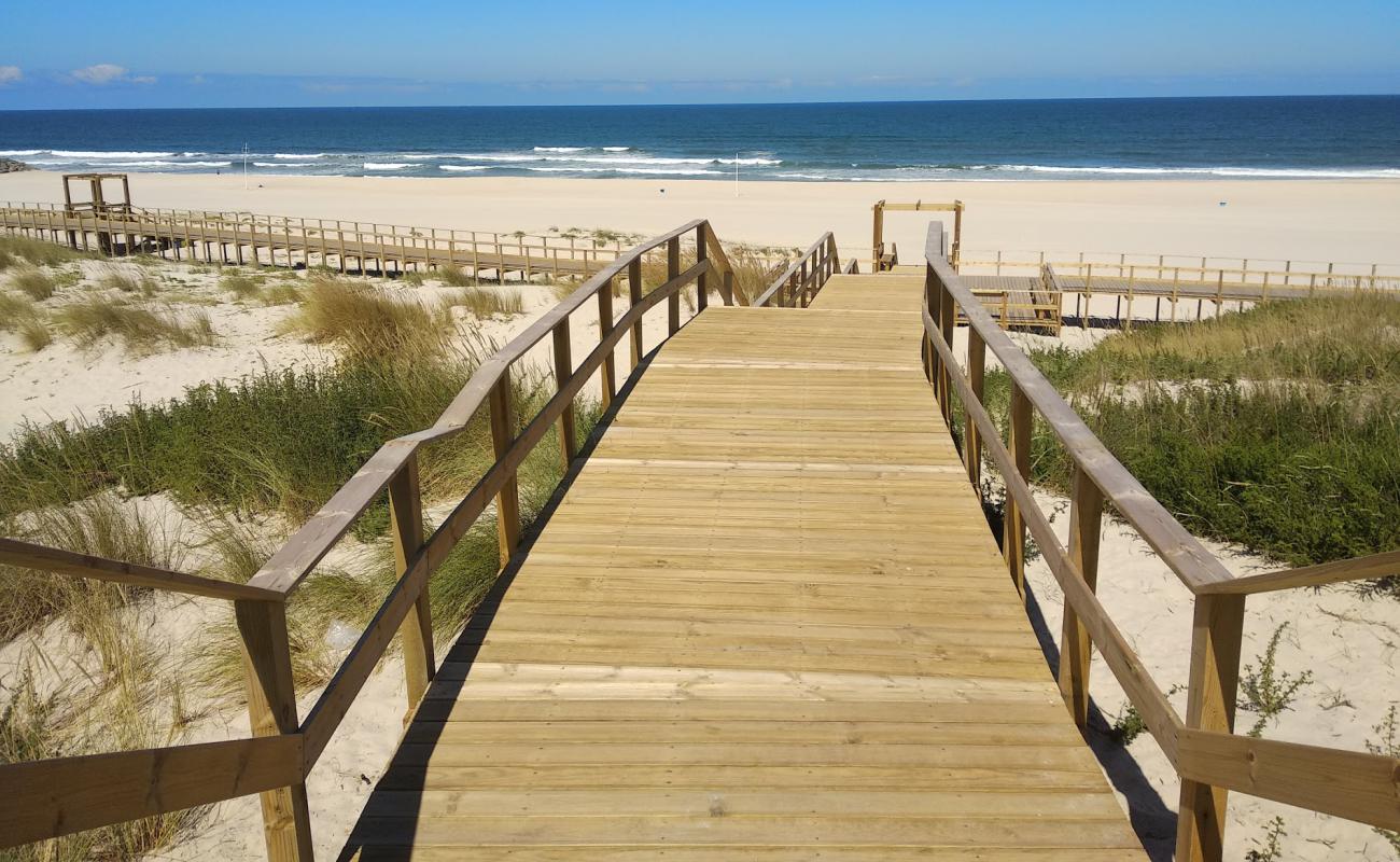 Foto af Praia da Torreira med hvidt fint sand overflade