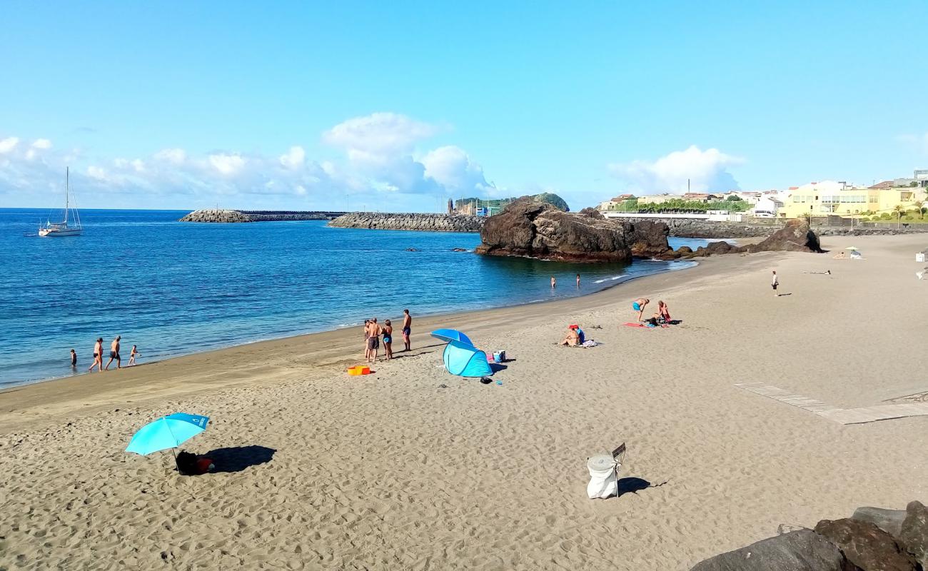 Foto af Praia da Vinha da Areia med grå sand overflade