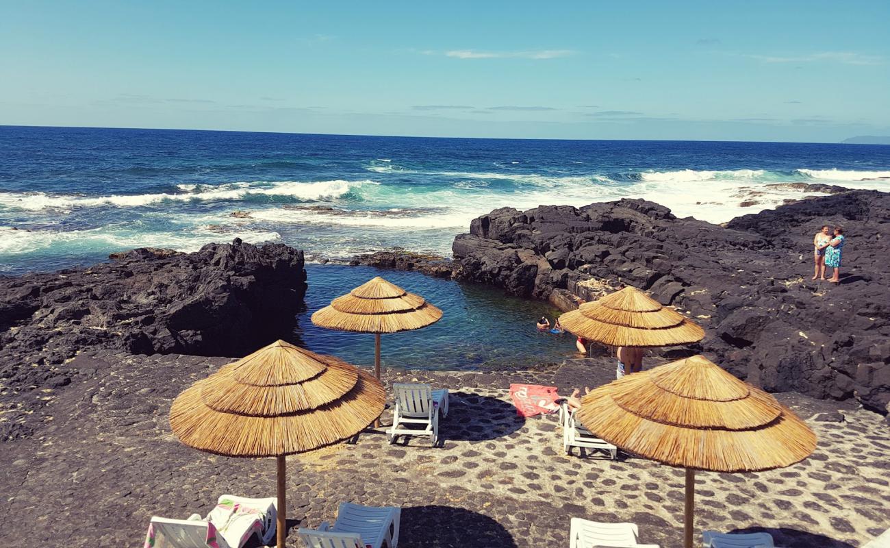 Foto af Piscinas Naturais do Cais do Mourato med betonovertræk overflade