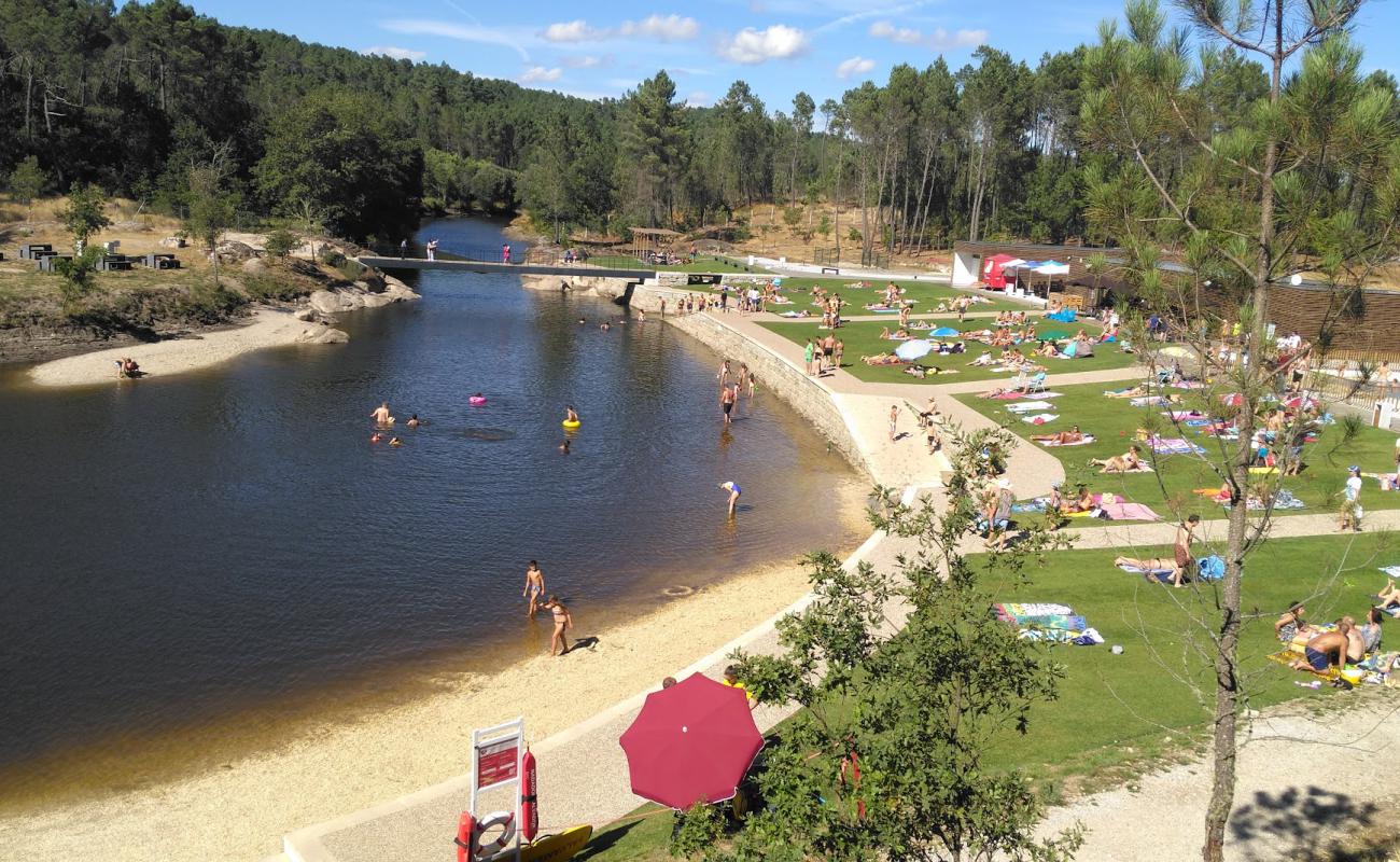 Foto af Praia Fluvial do Trabulo med #131 overflade