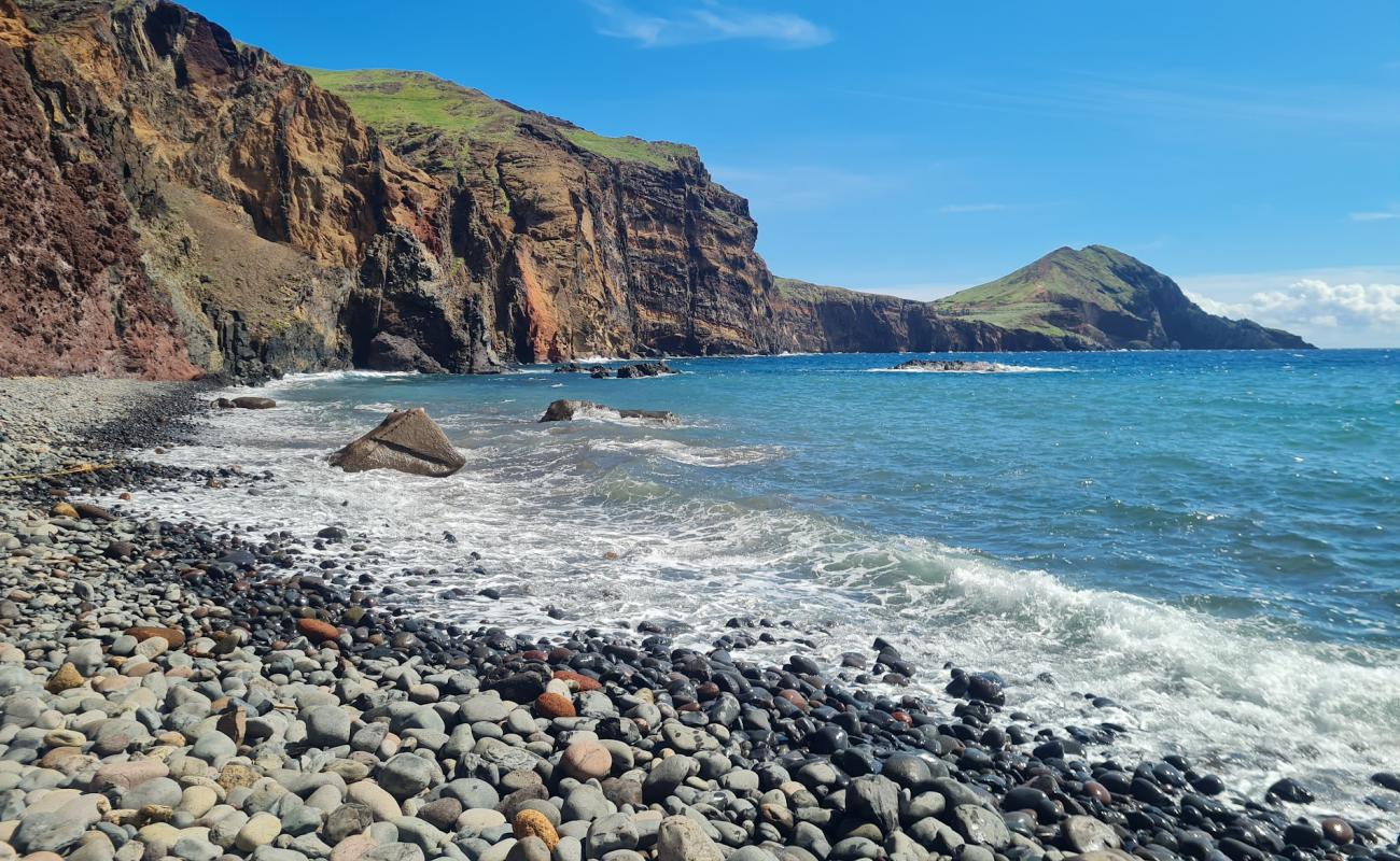 Foto af Sao Lourenco Beach med grå sten overflade