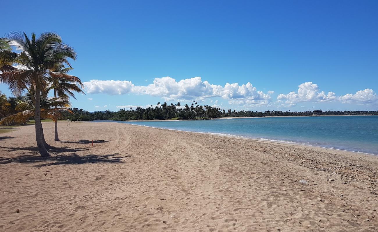 Foto af Playa de Beau med lys sand overflade