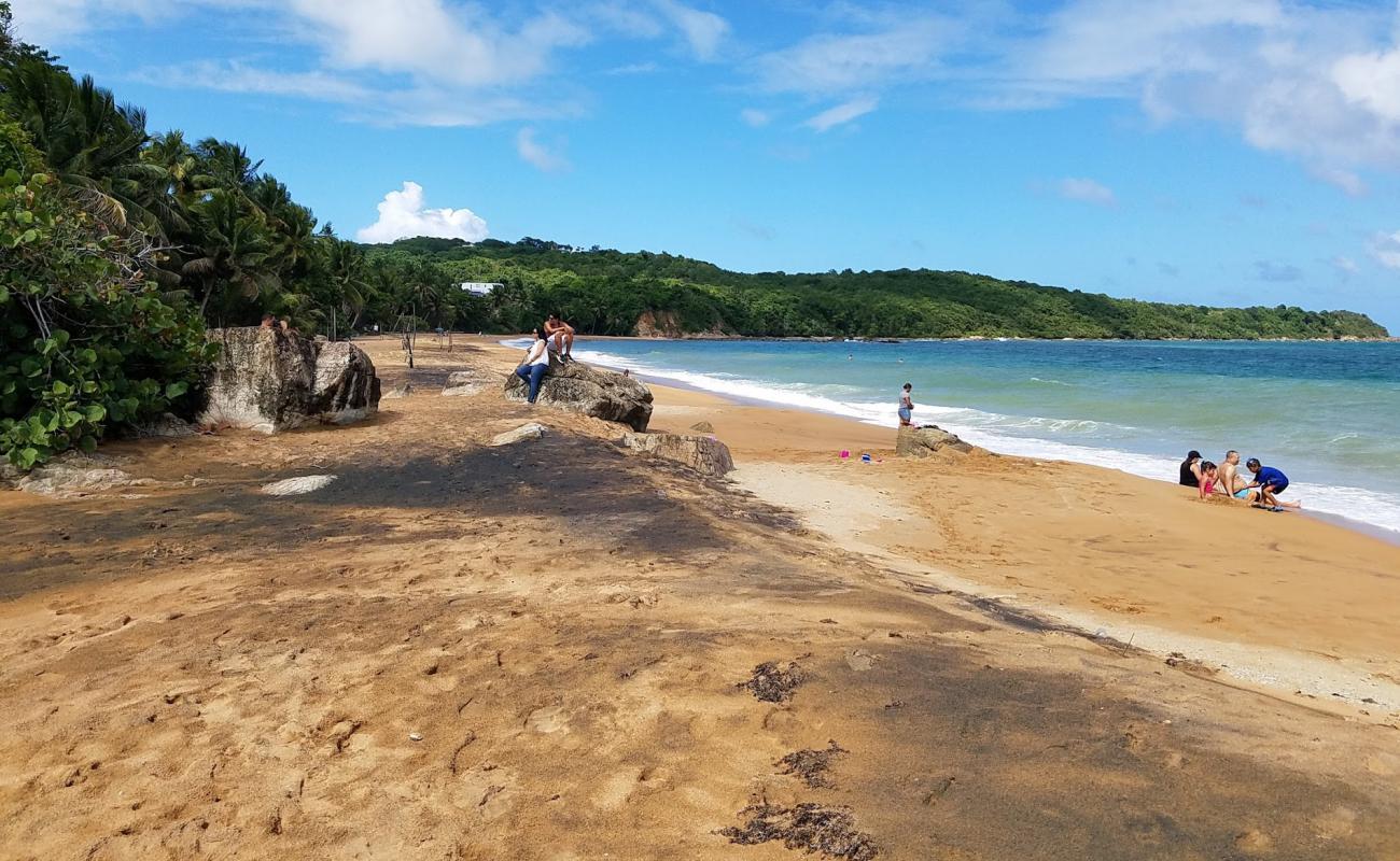 Foto af Playa El Cocal med lys fint sand overflade