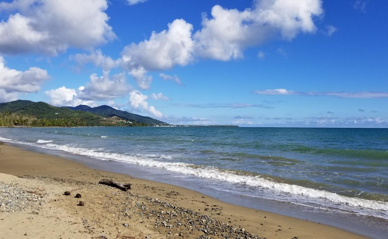 Foto af Playa Mar Del Sur med gråt sand og småsten overflade