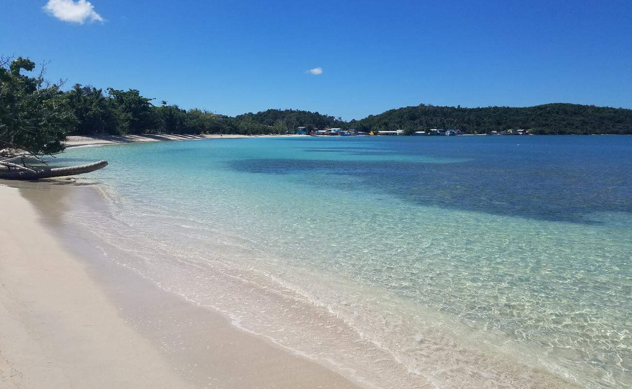 Foto af Playa Buye II med lys fint sand overflade