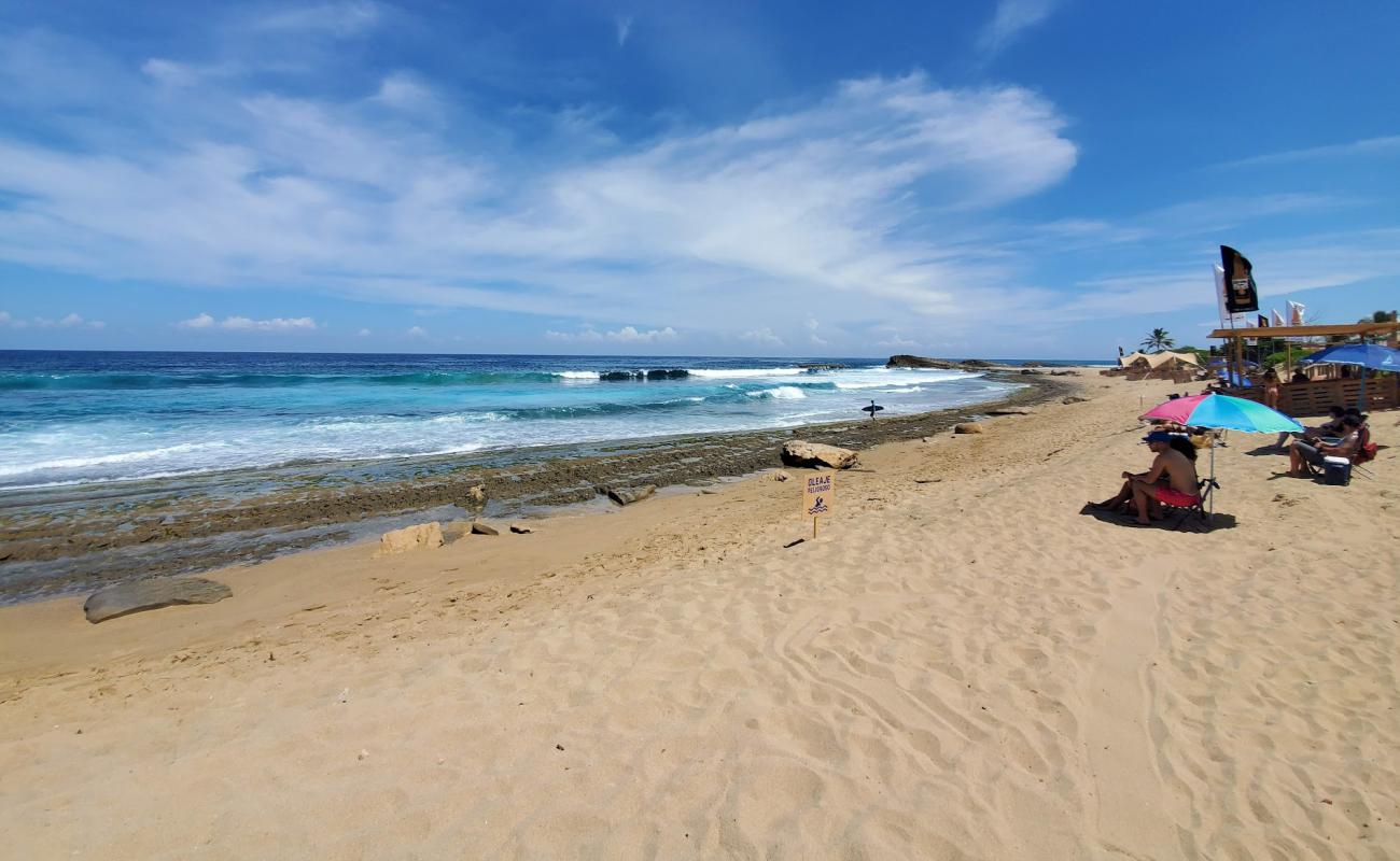 Foto af Middles beach med lys sand overflade