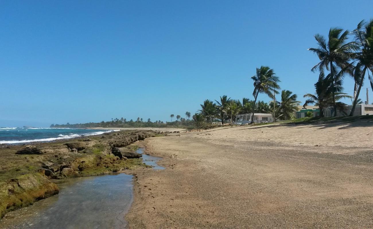 Foto af Mar Azul beach med gråt sand og sten overflade