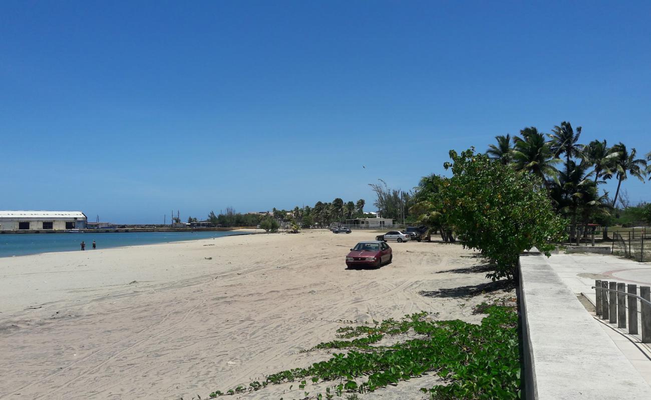 Foto af Playa Albacoa med lys sand overflade