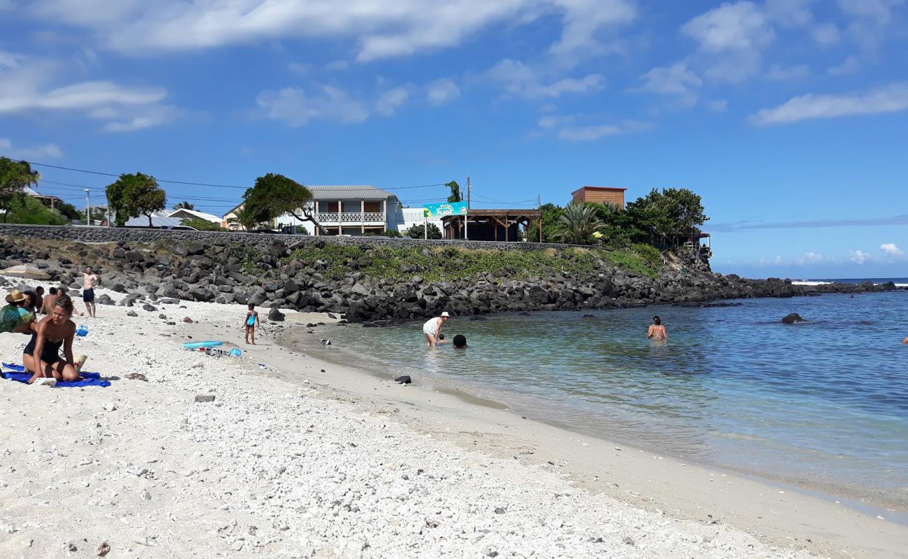 Foto af Terre Sainte beach med lys skaldesand overflade