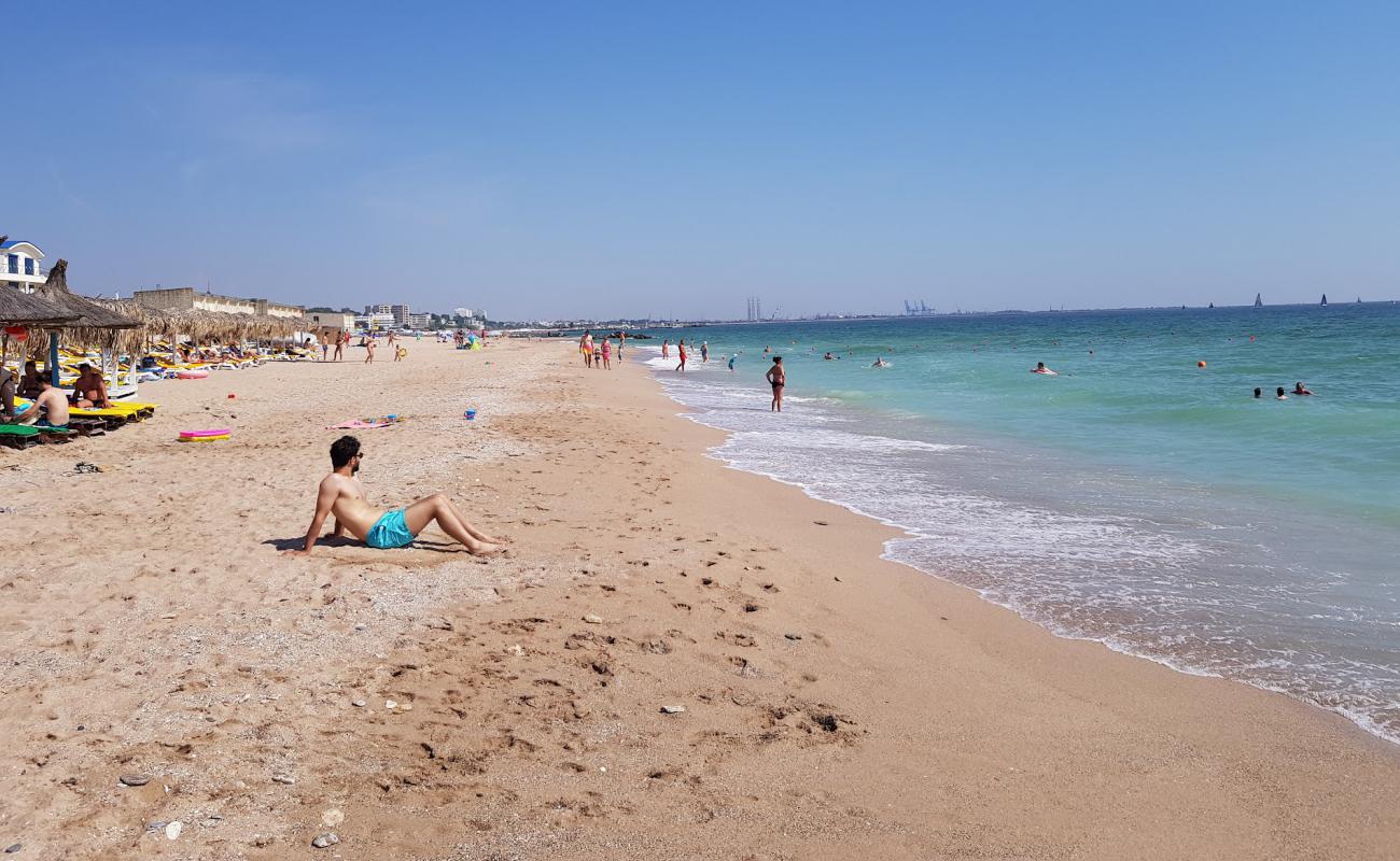 Foto af Boeme beach med lys sand overflade