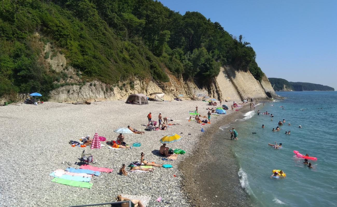 Foto af Agoy beach med grå sten overflade