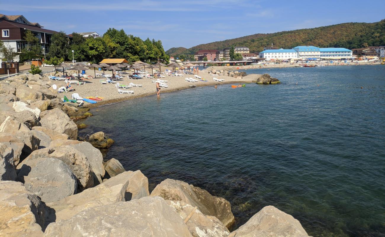 Foto af Tornado beach med grå sten overflade