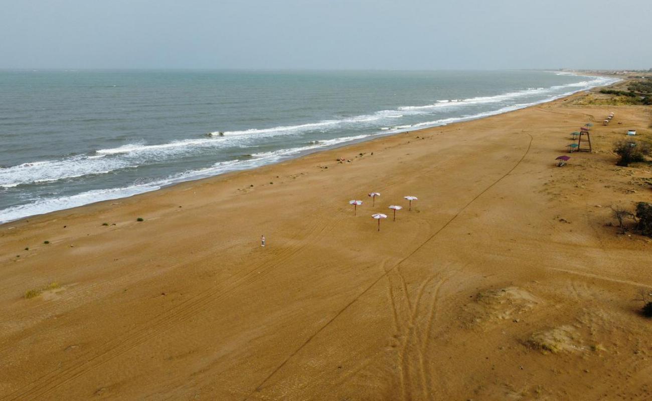 Foto af Zelenaya Buhta Strand med lys sand overflade