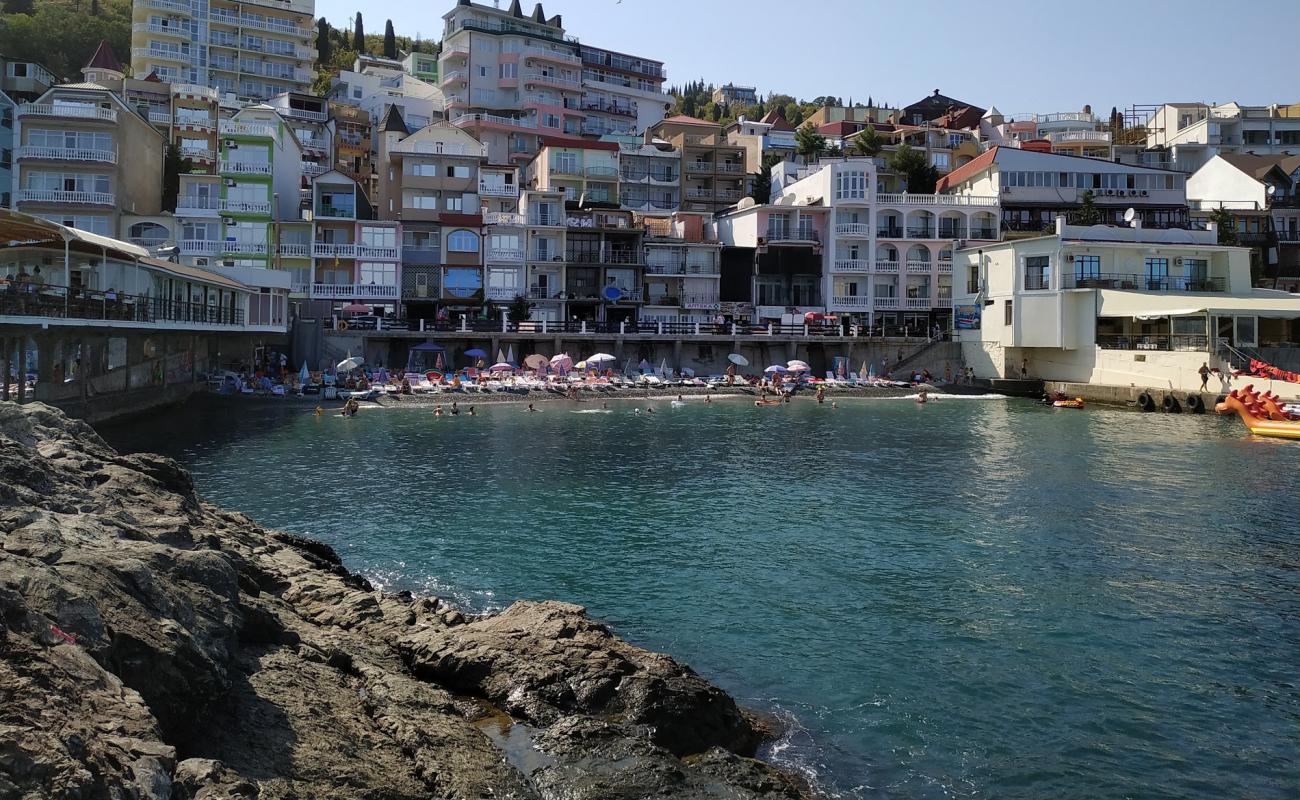 Foto af Utes beach med grå sten overflade