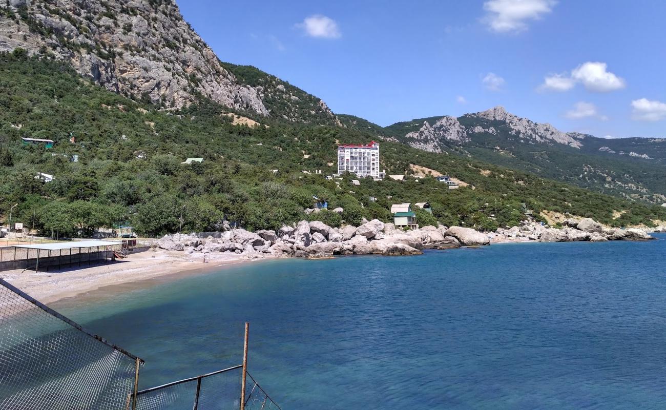 Foto af Chaika beach med grå fin sten overflade