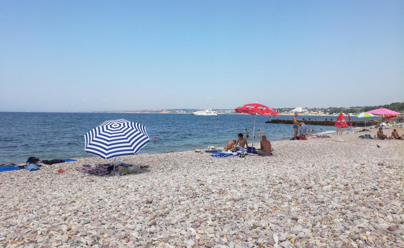 Foto af Tolstyak beach med let sten overflade