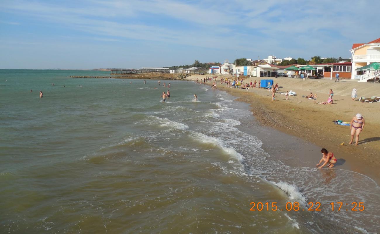 Foto af Sandy beach med lys sand overflade