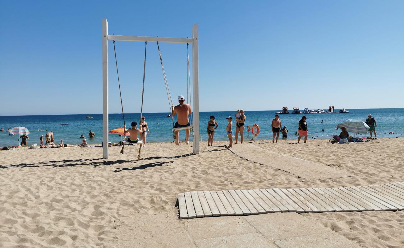 Foto af Limanovka Plyazh med lys sand overflade