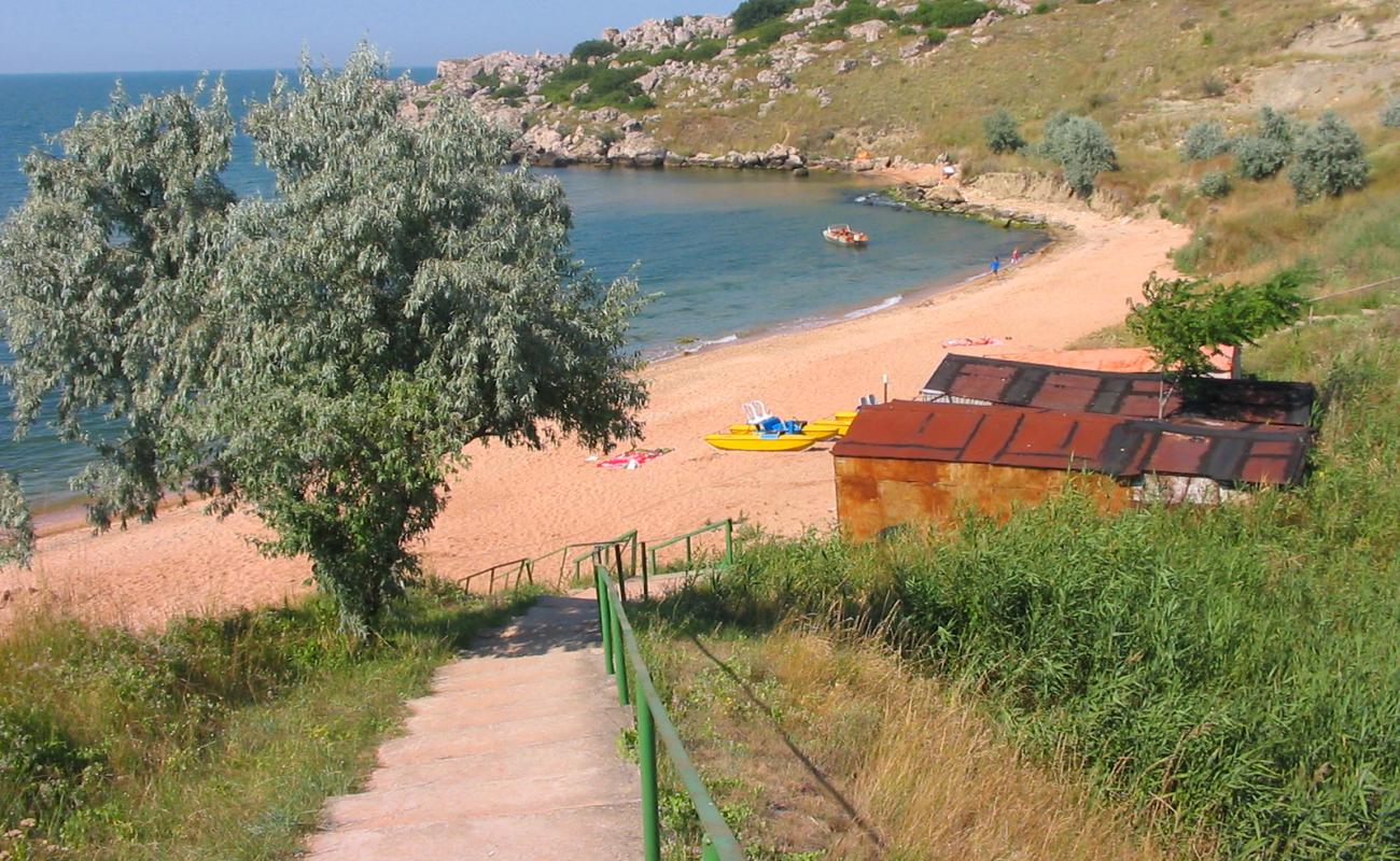 Foto af Volna beach med lys sand overflade