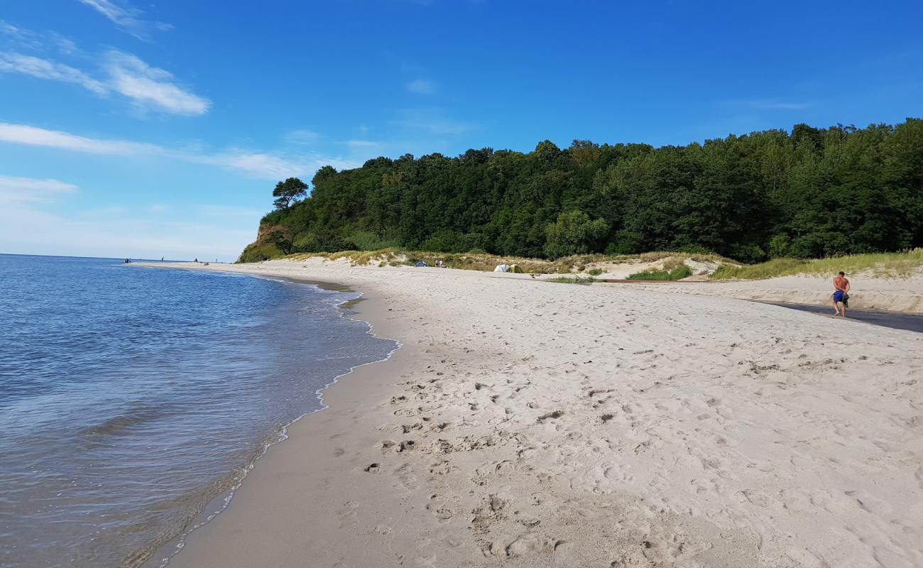 Foto af Pokrovskoe beach med hvidt sand overflade