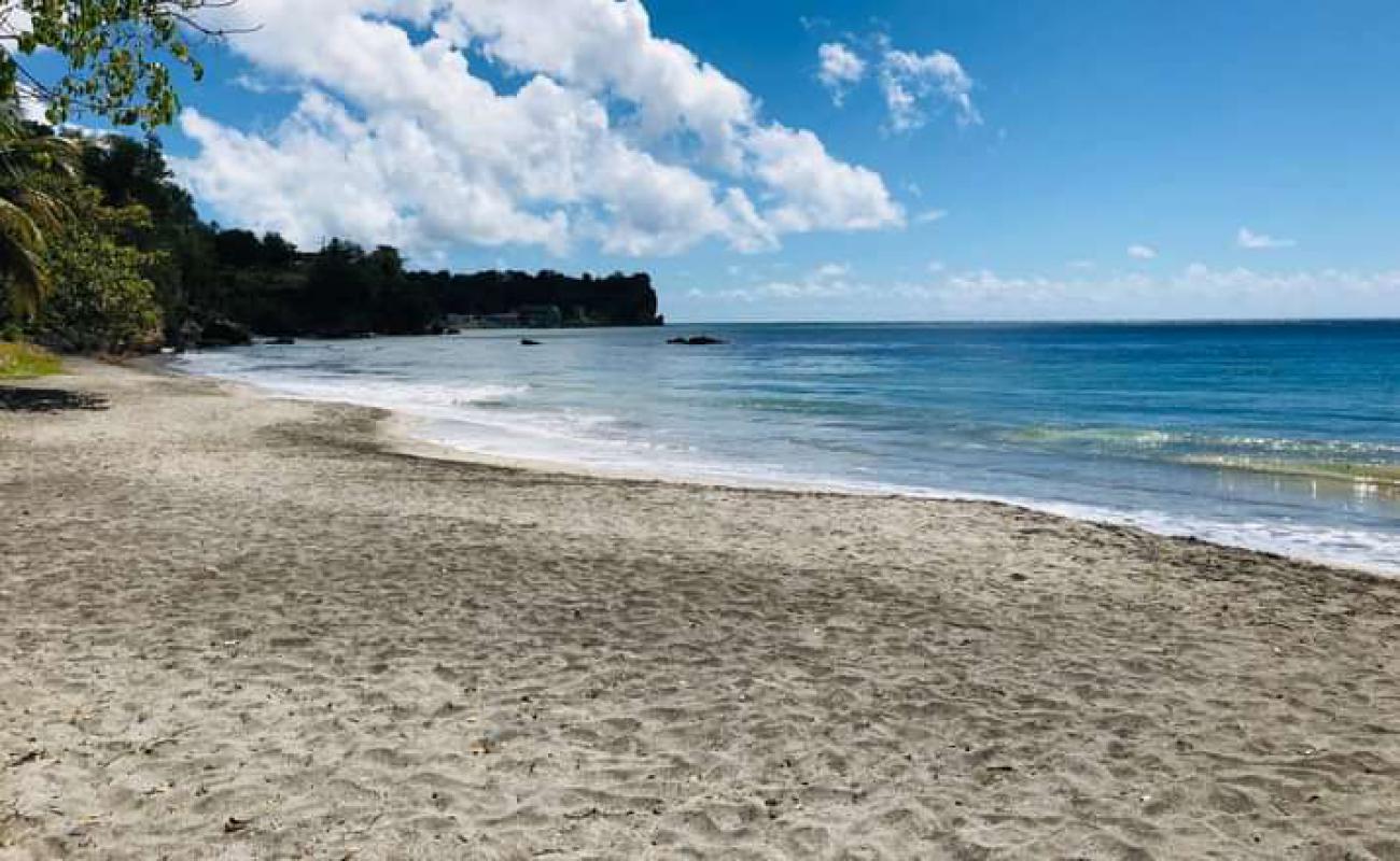 Foto af Sabwisha beach med lys skaldesand overflade