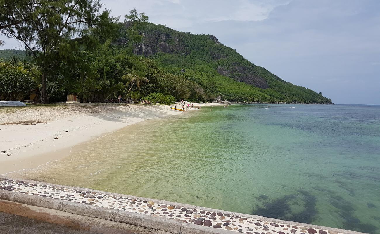 Foto af Anse Cimetiere Beach med lys fint sand overflade