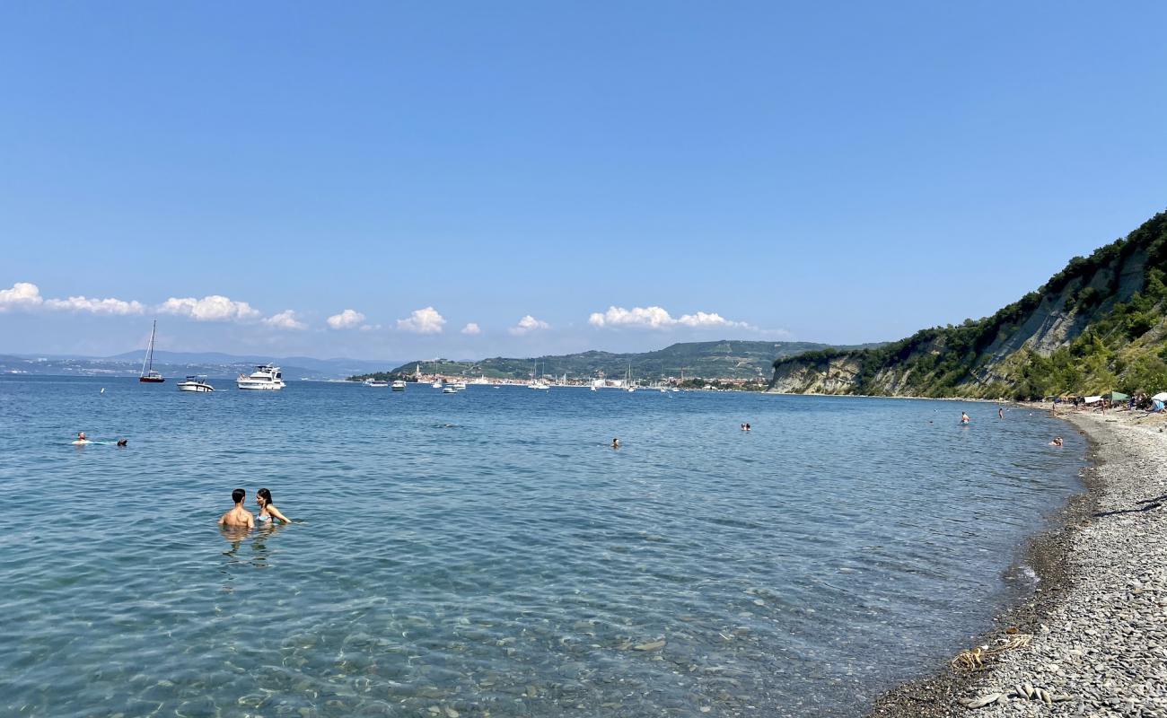 Foto af Bele Skale beach med sten overflade