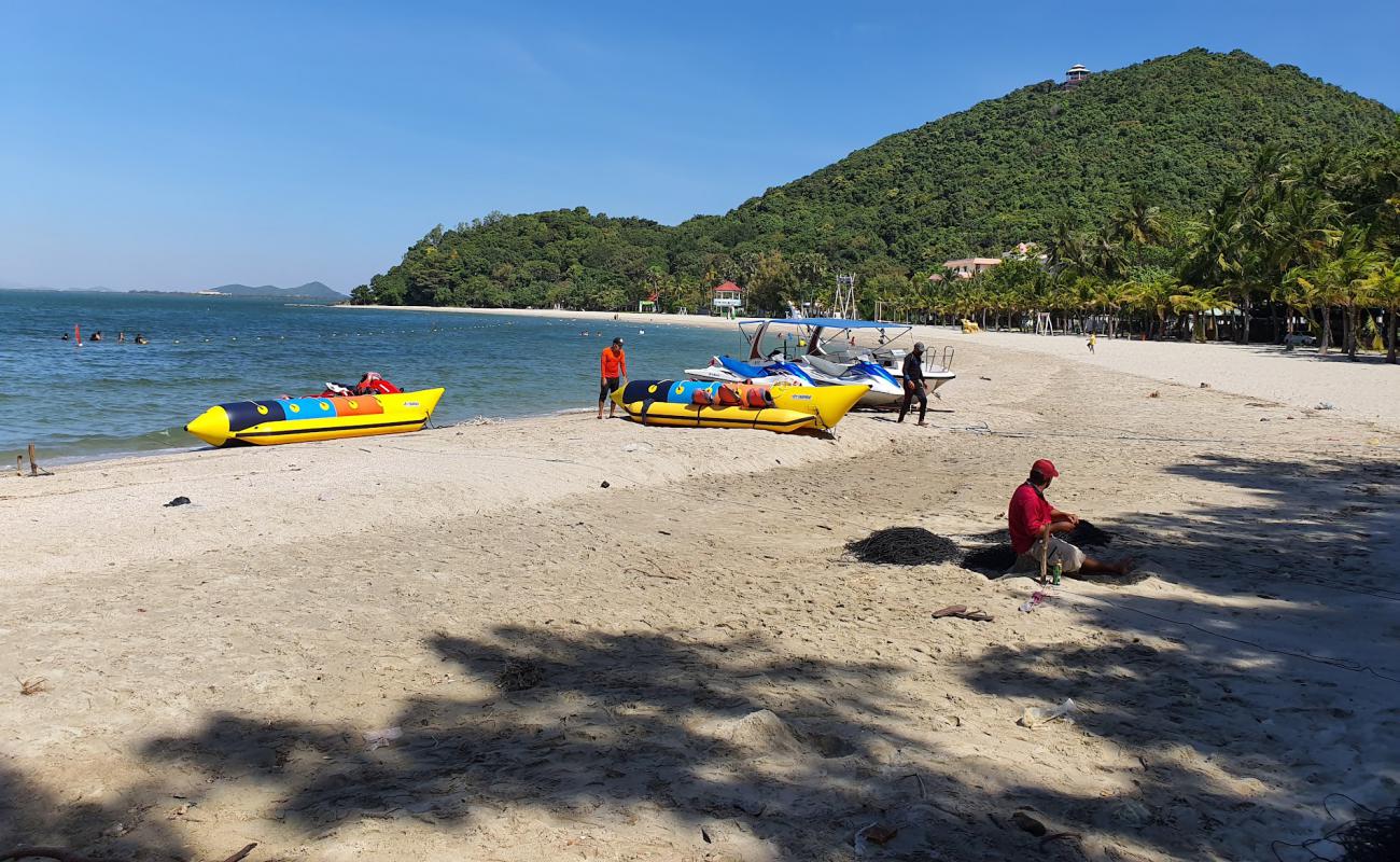 Foto af Mui Nai Beach med lys sand overflade