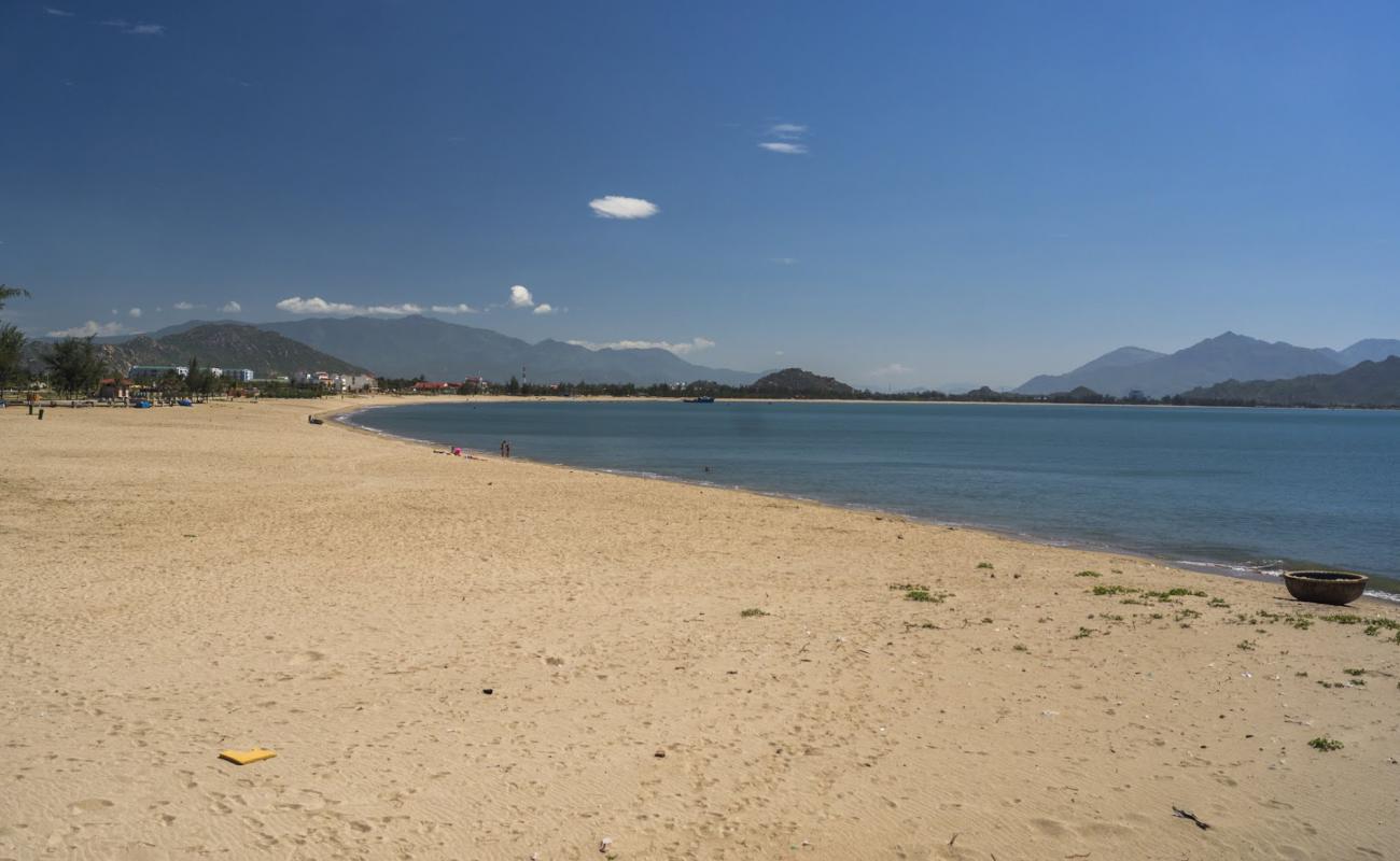 Foto af Phan Rang Beach med lys sand overflade