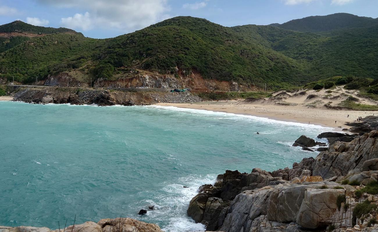 Foto af Thung Beach med lys sand overflade