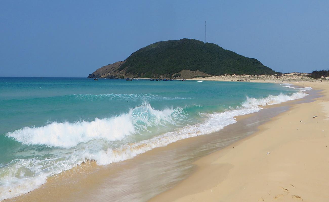 Foto af Hon Ngang Beach med hvidt sand overflade