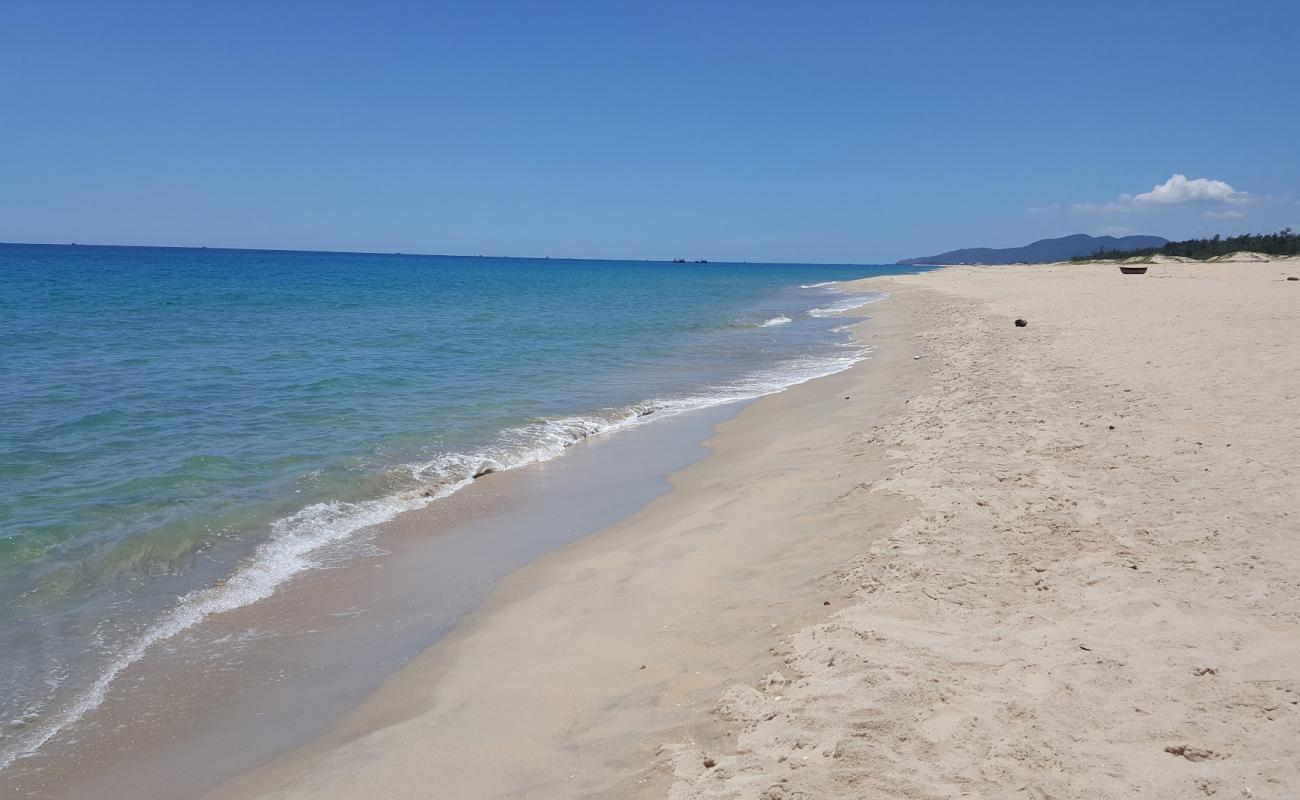 Foto af Bai Ngang Beach med lys sand overflade