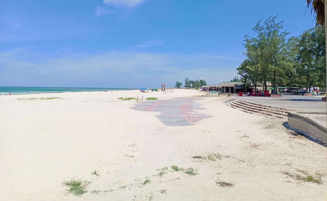 Foto af Cua Viet Beach med lys sand overflade