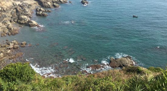 Bridge rocks beach