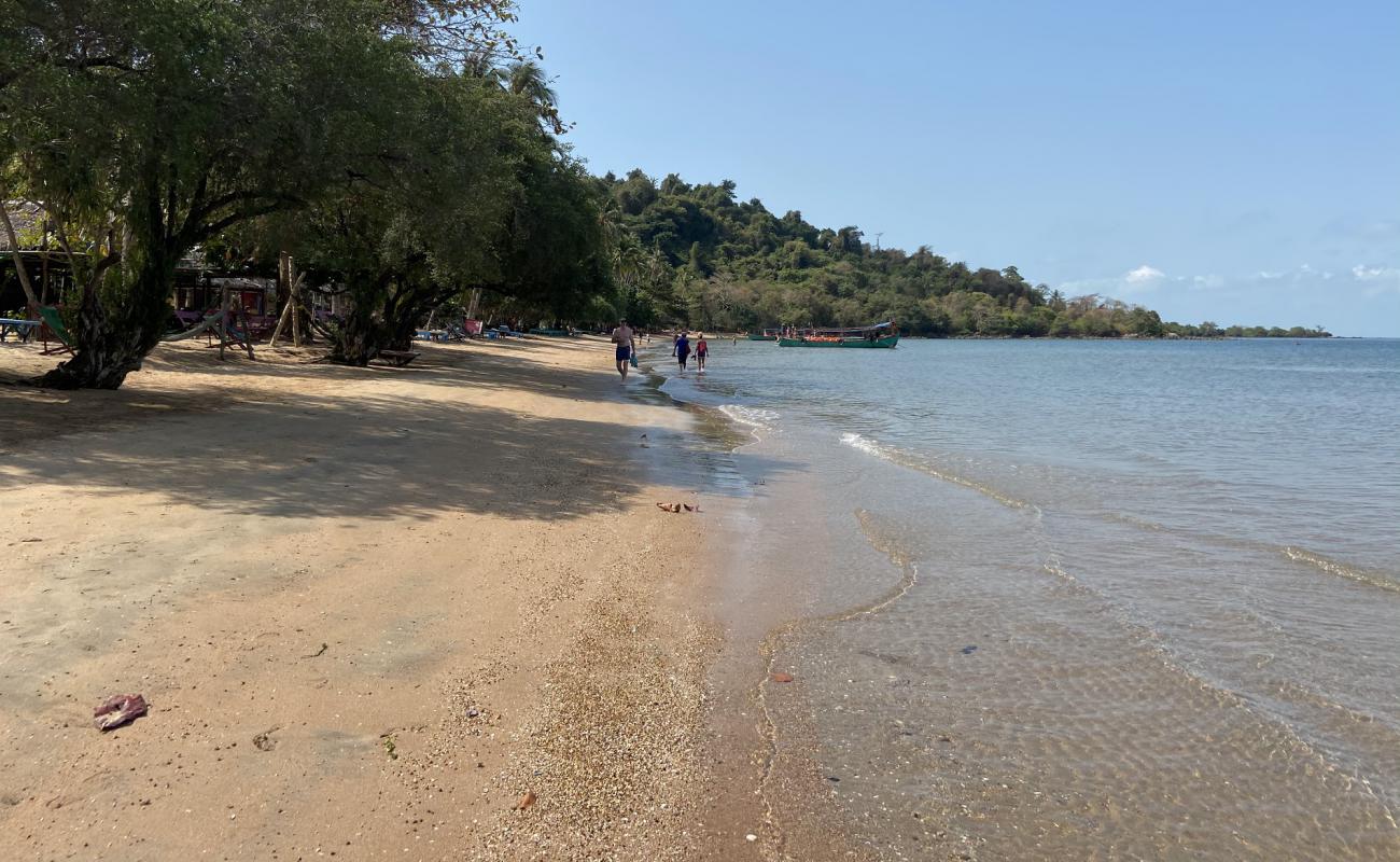 Foto af Rabbit Island Beach med lys sand overflade