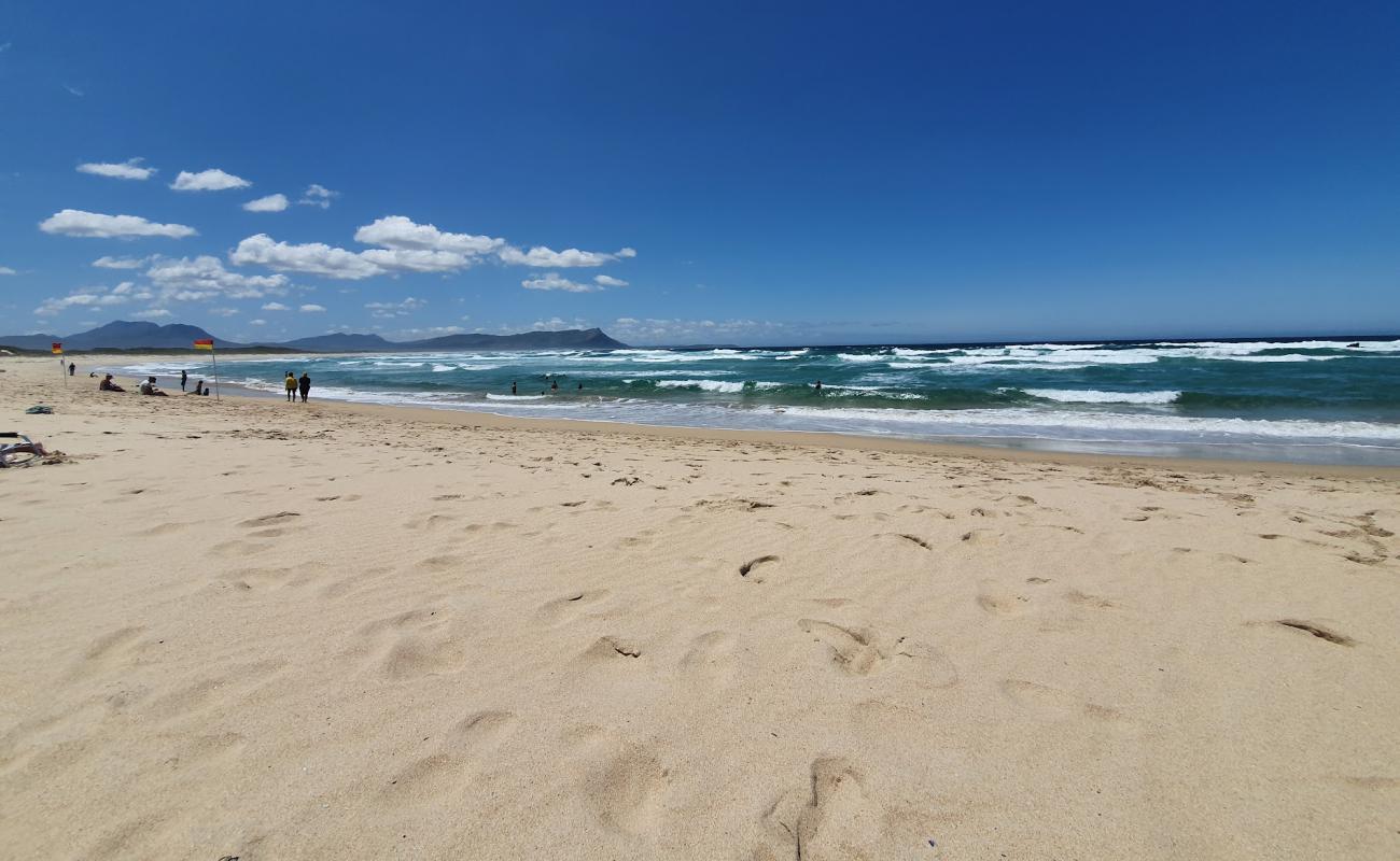 Foto af Kleinmond beach med lys fint sand overflade