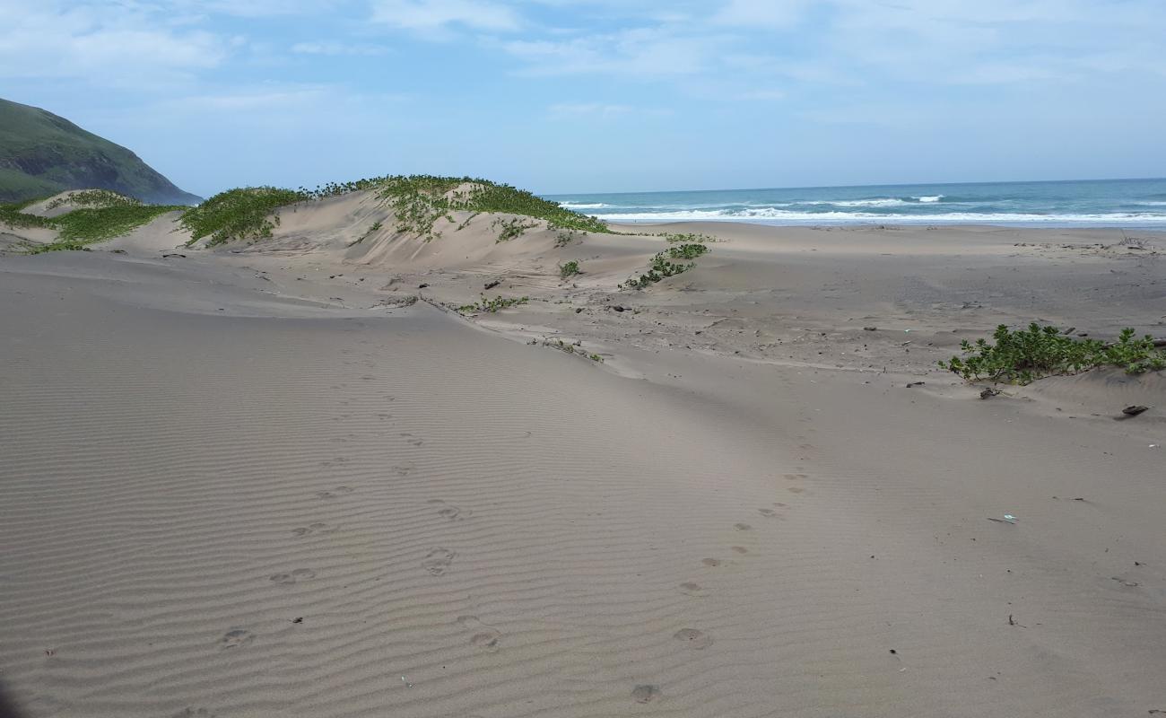 Foto af Port St Johns med lys sand overflade