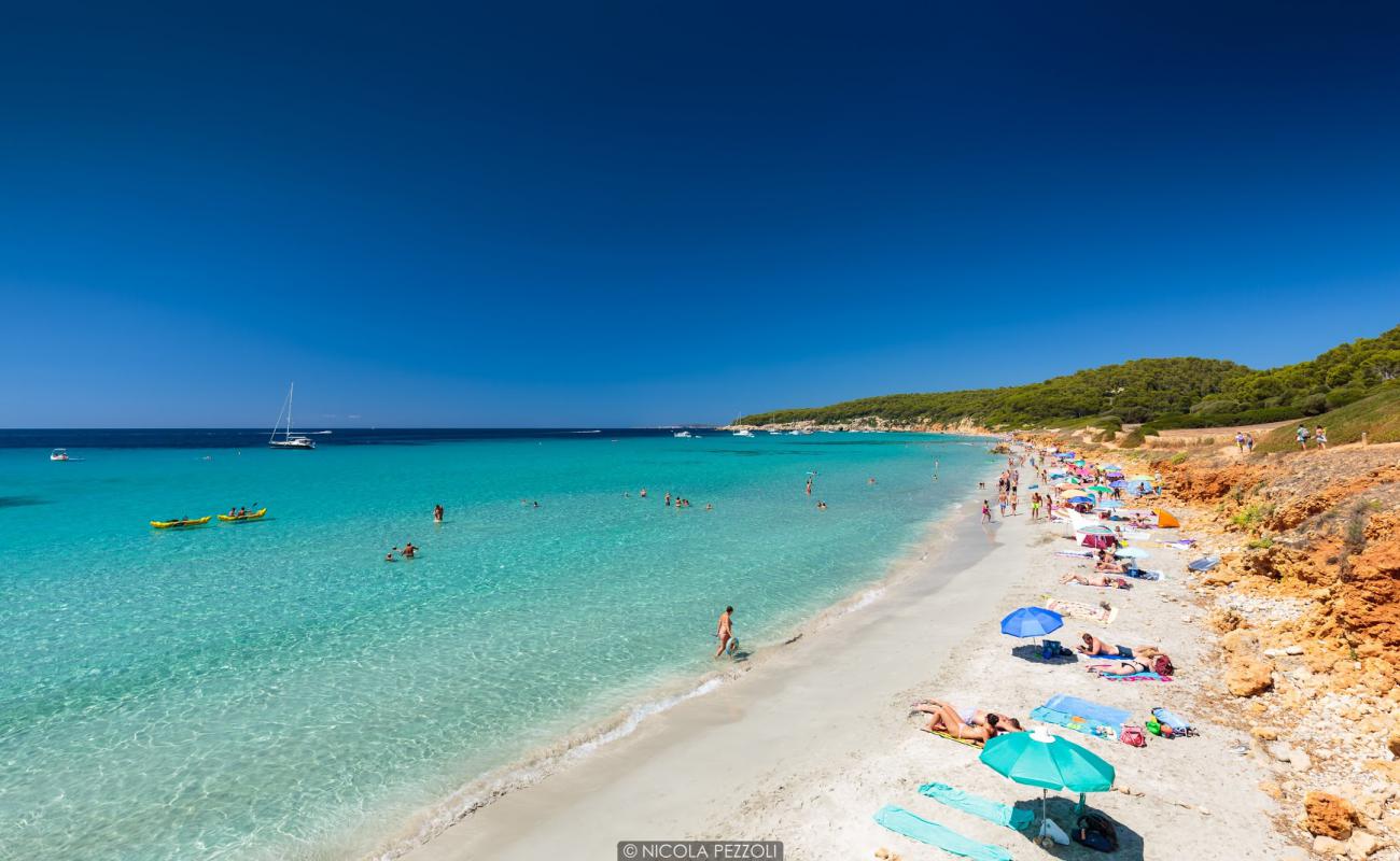 Foto af Binigaus Strand med lys fint sand overflade